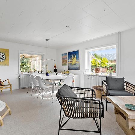 Logi i hus med kunst og have Bed & Breakfast Vestervig Eksteriør bilde